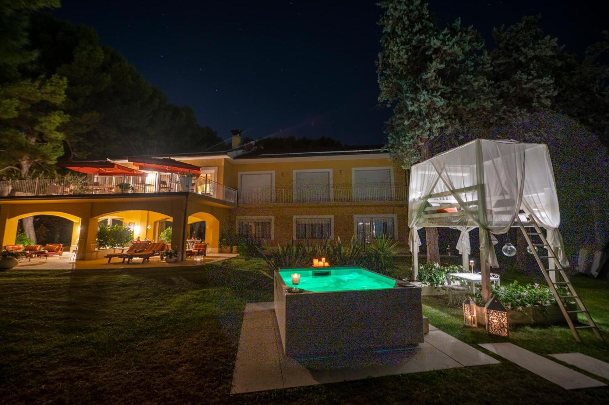 Bed and Breakfast Tra Gli Alberi E Il Mare Сироло Экстерьер фото