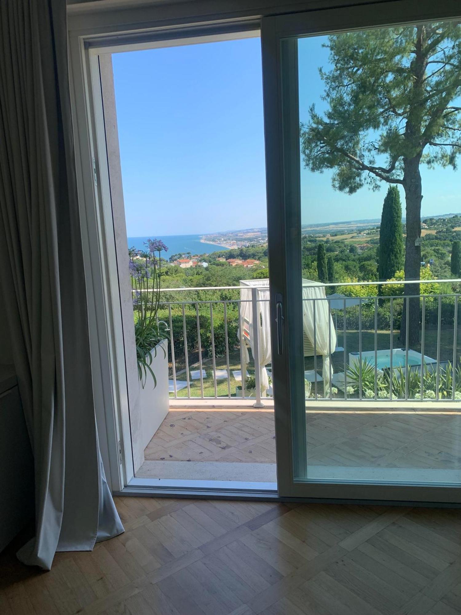 Bed and Breakfast Tra Gli Alberi E Il Mare Сироло Экстерьер фото